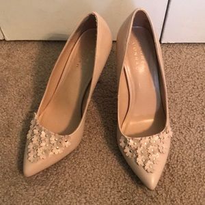 Lauren Conrad pointed toe heels!!